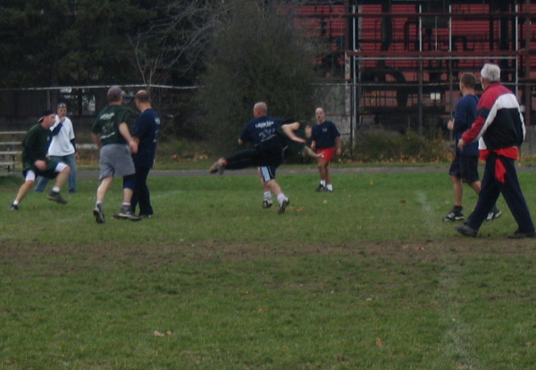 9023-b-bmtfl-superman-going-for-tag-championship-nov05-2005