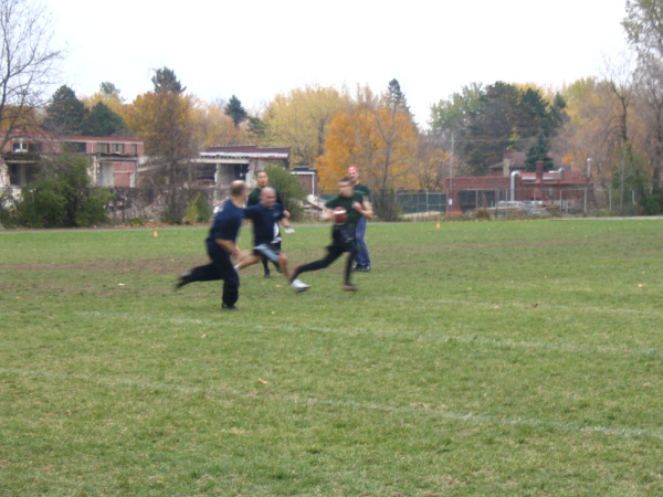 9044-bmtfl-championship-game-action-nov05-2005