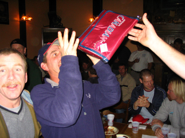 9185-bmtfl-dale-dejong-catching-again-nov05-2005