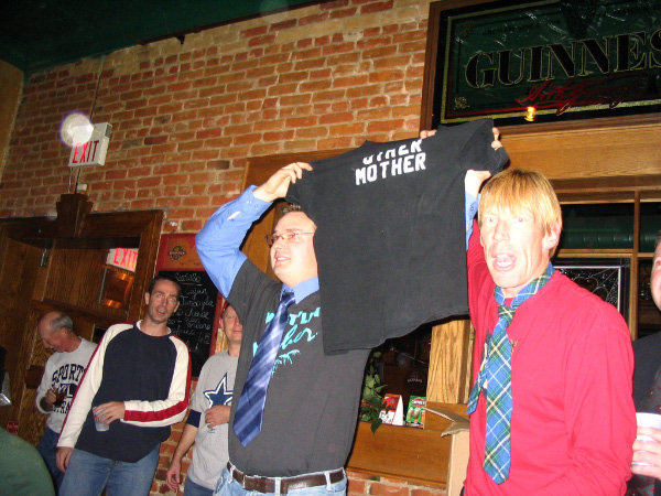 9196-bmtfl-presenting-other-mother-shirt-nov05-2005