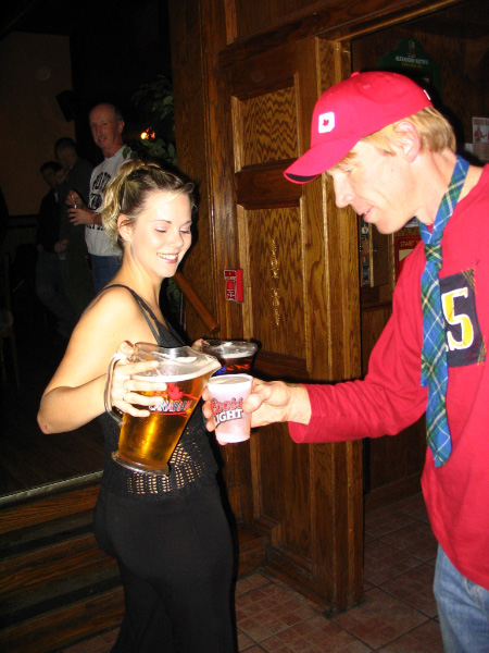 9210-bmtfl-greg-getting-refill-on-the-move-nov05-2005
