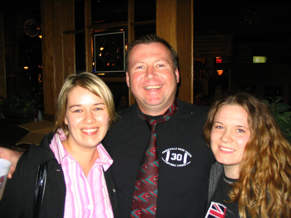 9237-bmtfl-loans-wife-leigh-shanes-partner-nov05-2005