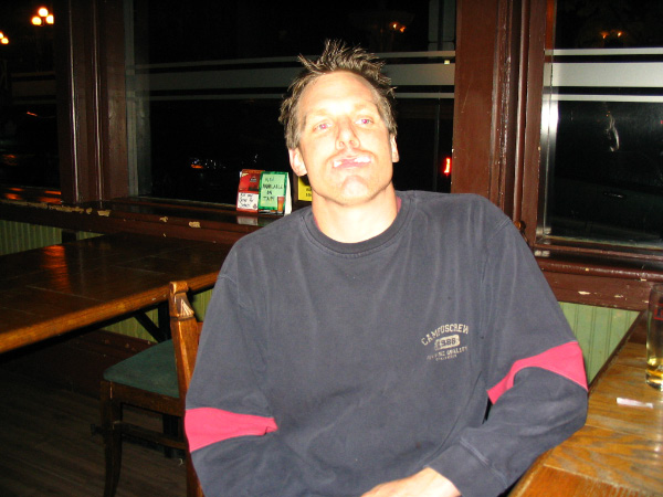 9301-bmtfl-binkle-doing-something-nov05-2005