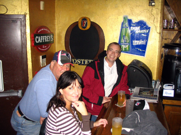 4504-bmtfl-party-000-nov18-2006