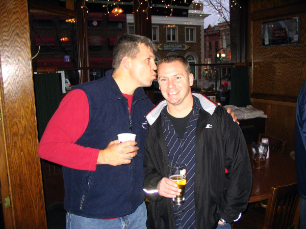 4536-bmtfl-party-000-nov18-2006