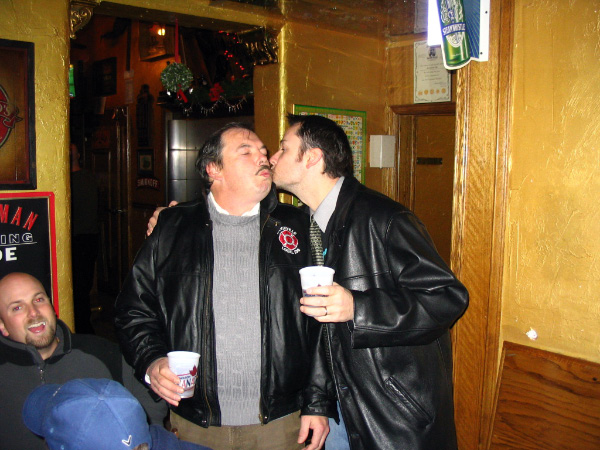 4543-bmtfl-party-000-nov18-2006