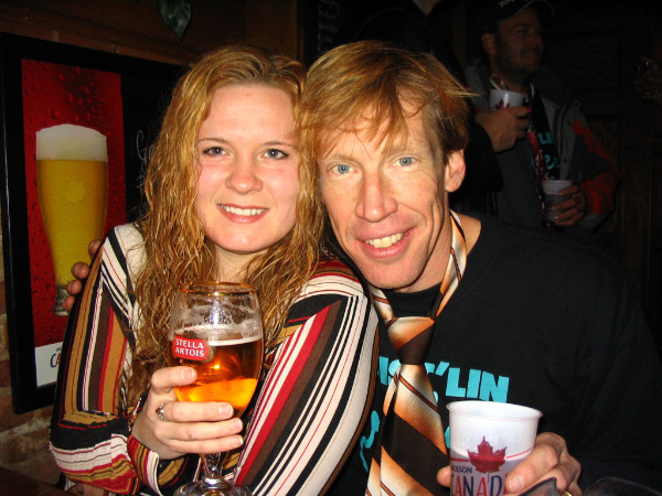 4556-bmtfl-party-000-nov18-2006