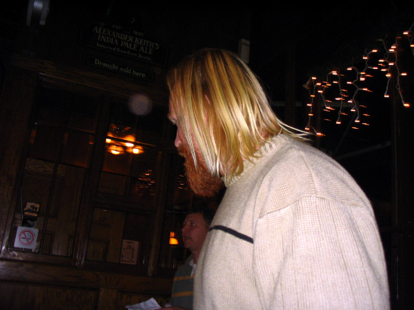 4689-bmtfl-party-000-nov18-2006