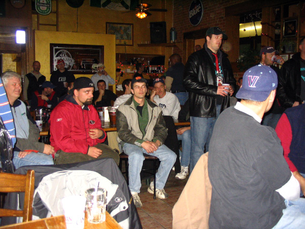 4693-bmtfl-party-000-nov18-2006