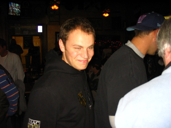 4699-bmtfl-party-000-nov18-2006