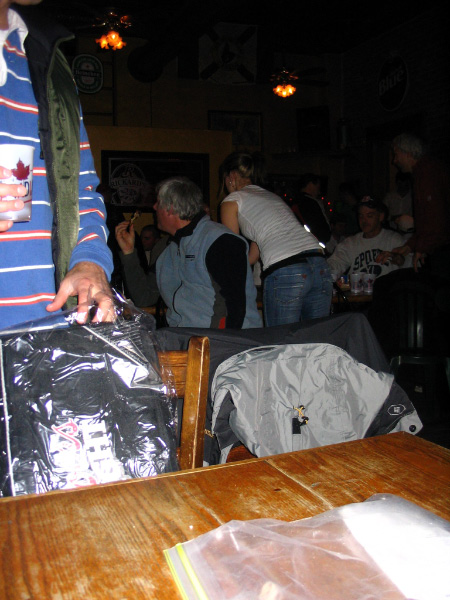 4727-bmtfl-party-000-nov18-2006