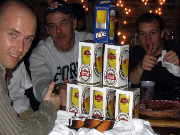 4732-bmtfl-party-000-nov18-2006