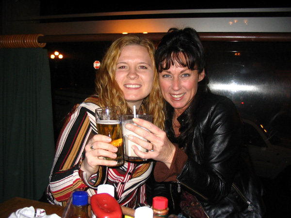 4752-bmtfl-party-000-nov18-2006