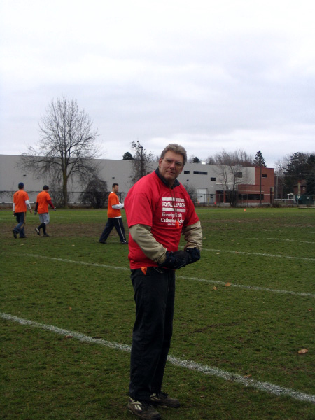 4348-bmtfl-field-harold-flexing-nov18-2006