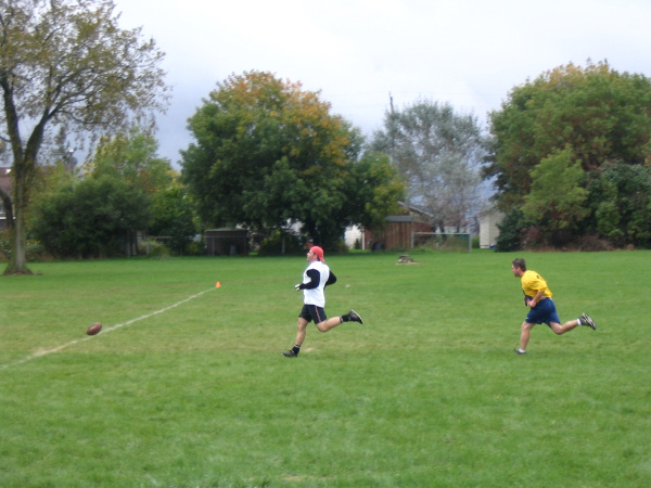 3667-bmtfl-Willyfish-overthrown-oct01-2006