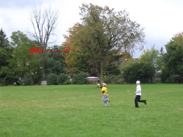 3669-bmtfl-waaaaaaaaaay-overthrown-see-the-ball-oct01-2006