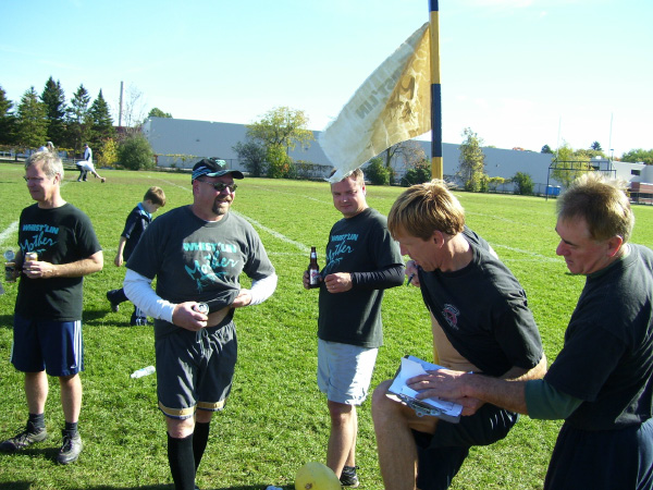 100_0911-bmtfl-leigh-greg-comparing-breasts-oct08-2006