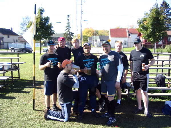 3829-bmtfl-mothers-winning-team-oct08-2006