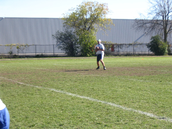 3832-bmtfl-willyfish-joe-way-back-to-throw-oct08-2006