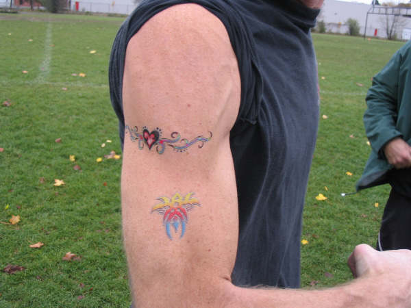 4002-bmtfl-muscle-tattoo-oct29-2006