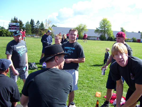 bmtfl0635-candid-mothers-sep09-2006