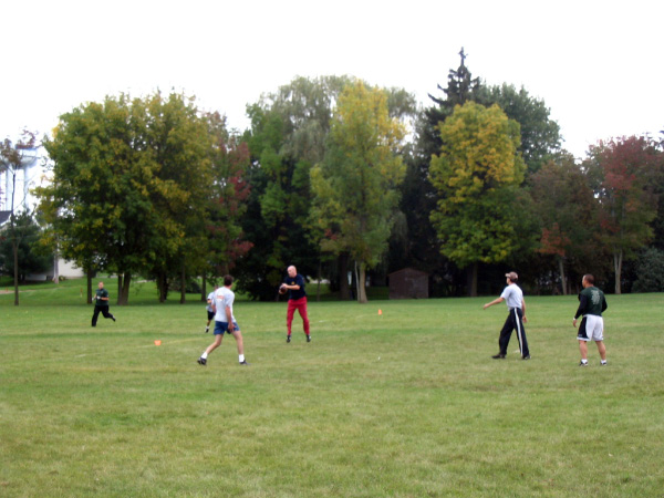 3470-BMTFL-funny-jump-catch-sept17-2006