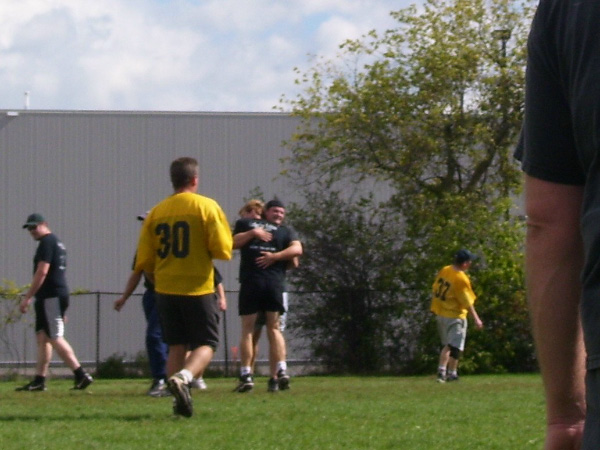 3555-0763-BMTFL-matt-and-gregs-on-field-affair-sept24-2006