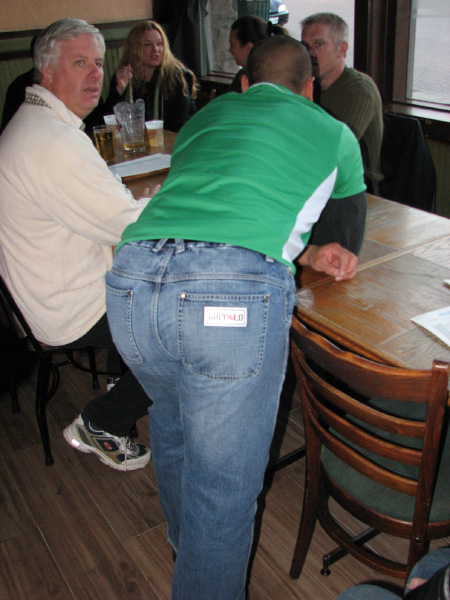 8546-BMTFL-Keystorm-party-000-nov10-2007