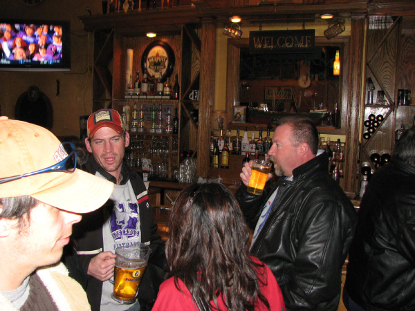 8550-BMTFL-Keystorm-party-000-nov10-2007