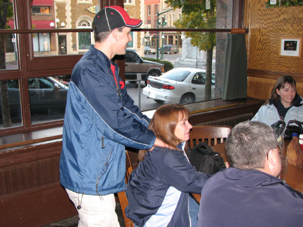 8560-BMTFL-Keystorm-party-000-nov10-2007