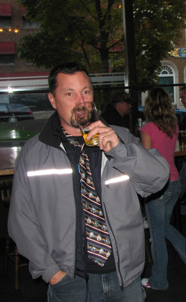 8576-BMTFL-Keystorm-party-000-nov10-2007