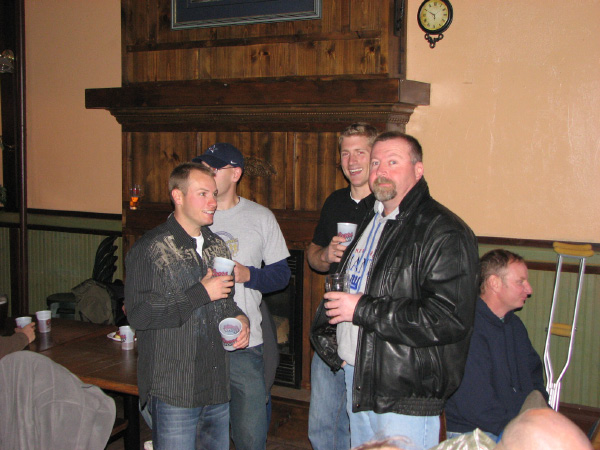 8586-BMTFL-Keystorm-party-000-nov10-2007