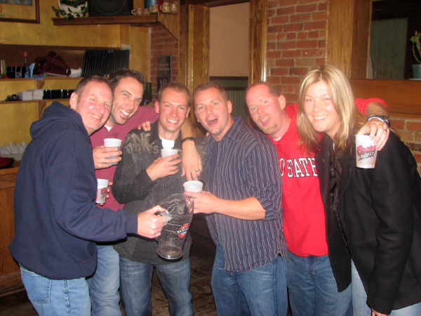 8693-BMTFL-Keystorm-party-000-nov10-2007