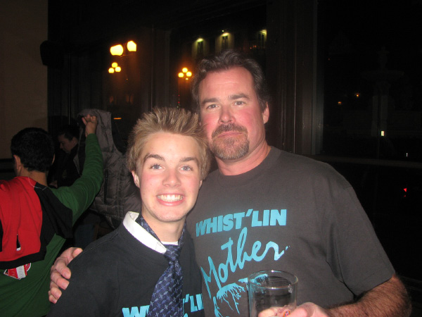 8705-BMTFL-Keystorm-party-000-nov10-2007