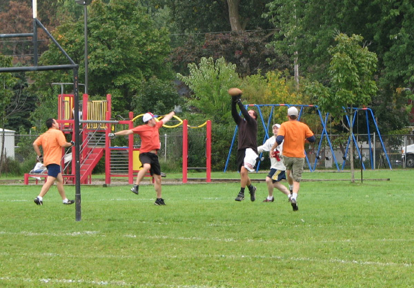 5396-BMTFL-Browns-vs-Hurricanes-000-sept28-2008