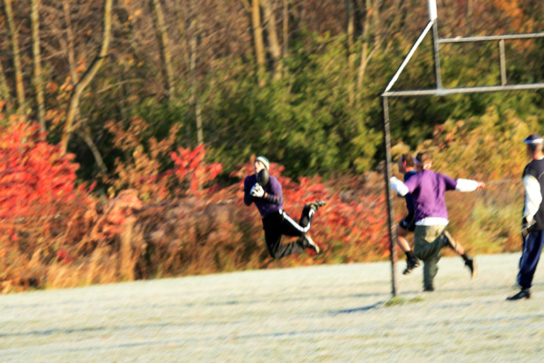 6090-2175-Photo-by-Ken-Scott-Bombers-VS-Cowboys-000-oct19-2008