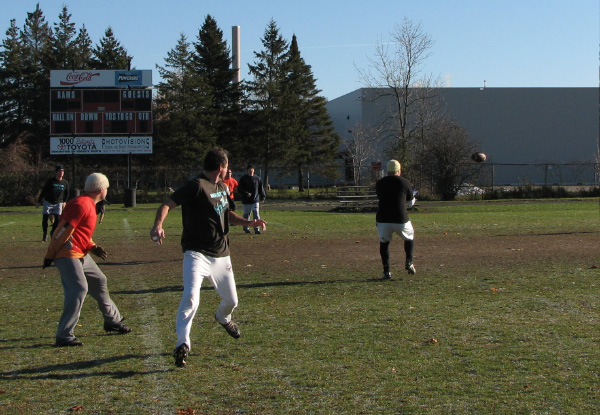 6446-BMTFL-Hurricanes-VS-Mothers-000-nov02-2008