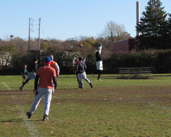 6459-BMTFL-Hurricanes-VS-Mothers-000-nov02-2008