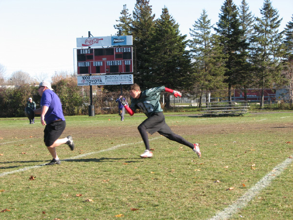 6473-BMTFL-KeyStorm-Irish-VS-Bombers-000-nov02-2008