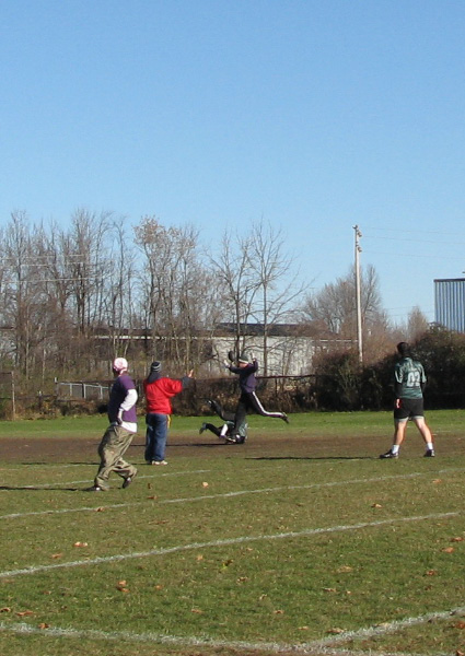 6475-BMTFL-KeyStorm-Irish-VS-Bombers-crop-nov02-2008