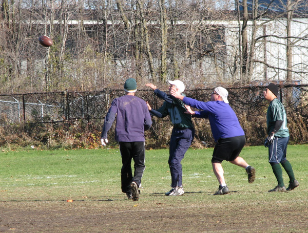 6486-BMTFL-KeyStorm-Irish-VS-Bombers-000-nov02-2008