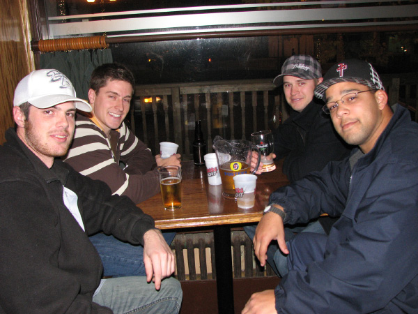 6811-BMTFL-KeyStorm-Pub-Party-000-nov08-2008