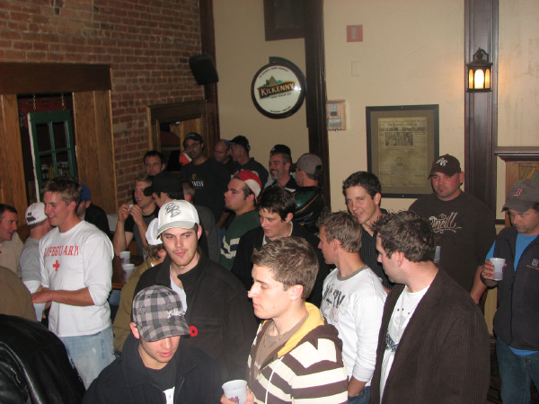 6901-BMTFL-KeyStorm-Pub-Party-000-nov08-2008