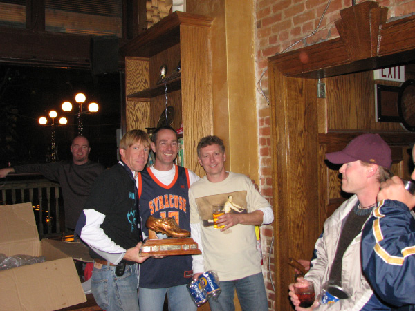 6928-BMTFL-KeyStorm-Pub-Party-000-nov08-2008