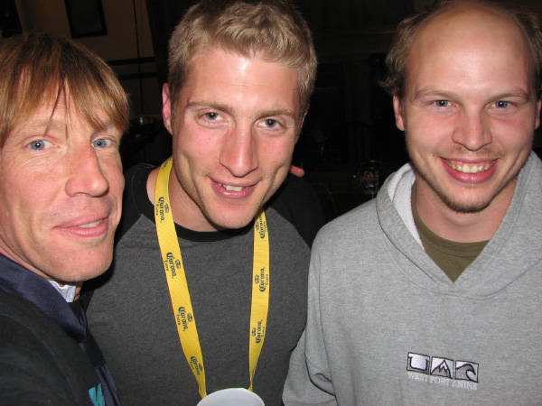 6933-BMTFL-KeyStorm-Pub-Party-000-nov08-2008