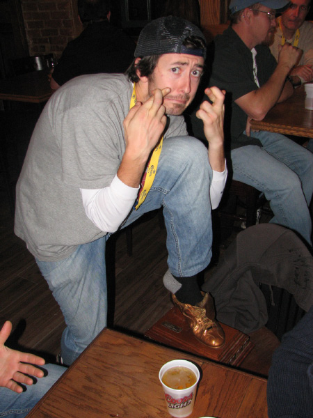 6974-BMTFL-KeyStorm-Pub-Party-000-nov08-2008