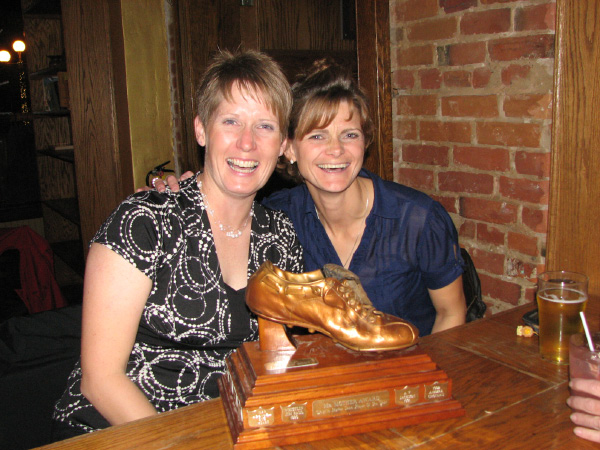 6980-BMTFL-KeyStorm-Pub-Party-000-nov08-2008