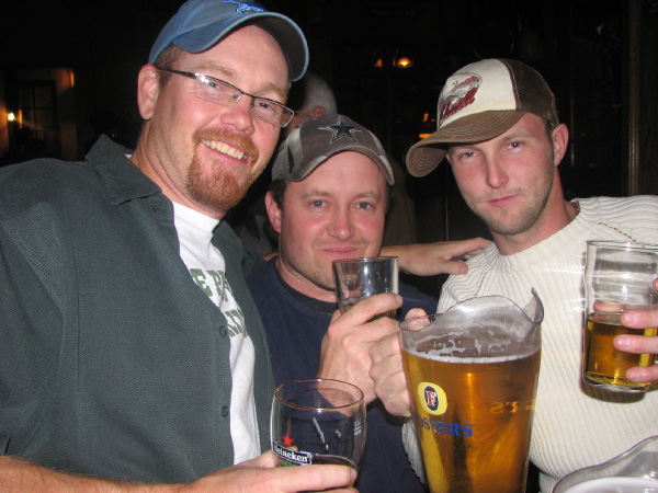 7082-BMTFL-KeyStorm-Pub-Party-000-nov08-2008