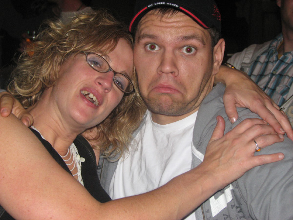 7119-BMTFL-KeyStorm-Pub-Party-000-nov08-2008