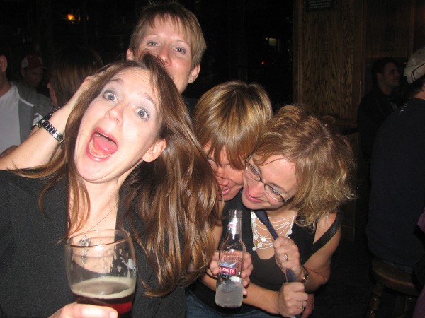 7139-BMTFL-KeyStorm-Pub-Party-000-nov08-2008